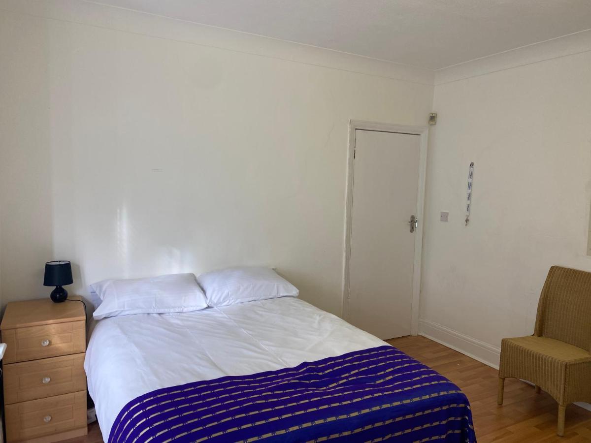 Sunrup Heathrow Διαμέρισμα Feltham Εξωτερικό φωτογραφία